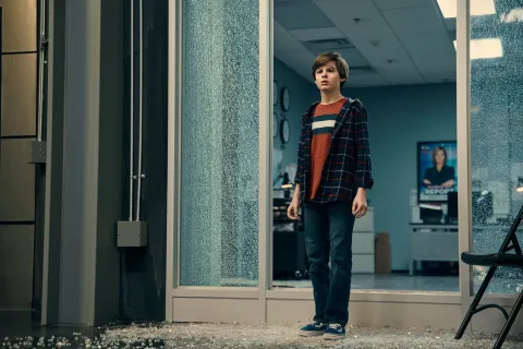 Кадр из сериала Пацаны